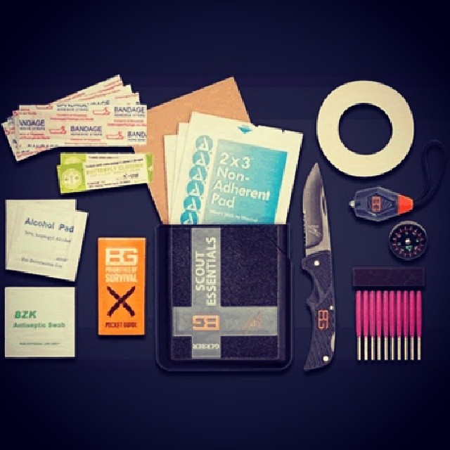 Always be prepared with the Gerber Bear Grylls 12 piece Survival Kit 31-001078! Kit includes a basic first aid kit, Compact Scout knife, LED Micro Torch light, compass, waterproof matches, and Priorities of Survival Guide. The case that is also included can be used to collect water. Available at www.Gerber-Tools.com gerber gerbergear beargrylls survivalkit survival tactical edc tool outdoors hiking camping climbing trip adventure