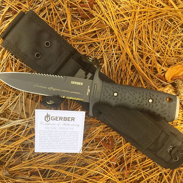 Gerber Silver Trident 06995 -double serration.  Made in the USA. Engraved in Harlow Solid Italian font.
#gerbertrident #06995 #fixedblade #madeinamerica
