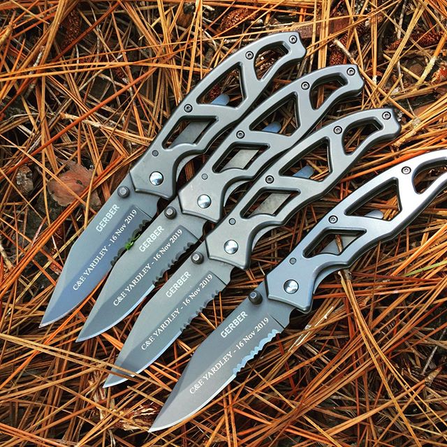 Navaja GERBER Paraframe Serrated